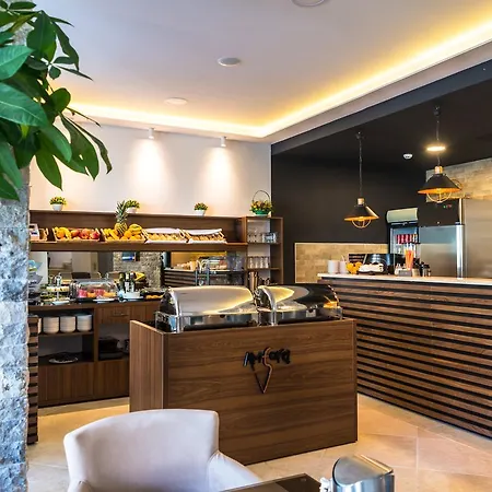 Amfora 4* Petrovac
