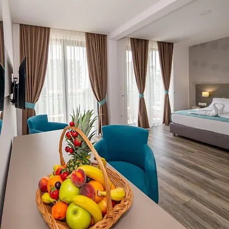 Amfora Bed & Breakfast 4*